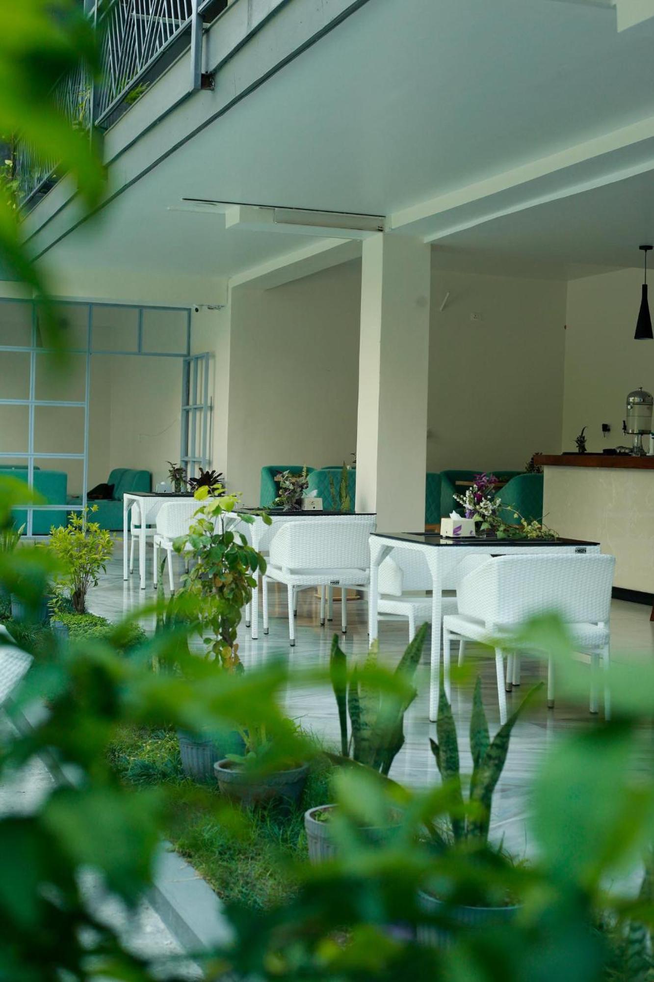 Hotel Swapna Bagh- Your Place 博卡拉 外观 照片